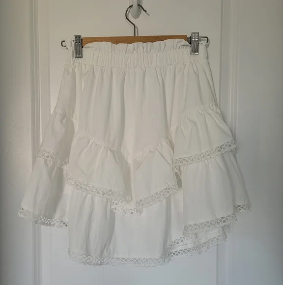 White Tiered Ruffle Mini Skort - Picture 4 of 7